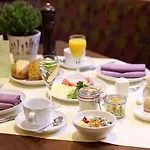 Garni-hotel Goldenes Lamm Ξενοδοχείο Dudenhofen