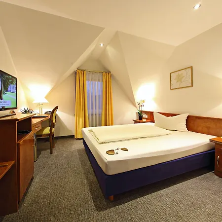 Garni-hotel Goldenes Lamm Dudenhofen