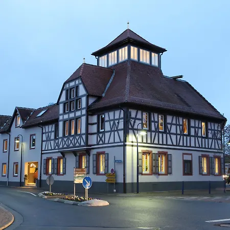 Отель Garni-hotel Goldenes Lamm