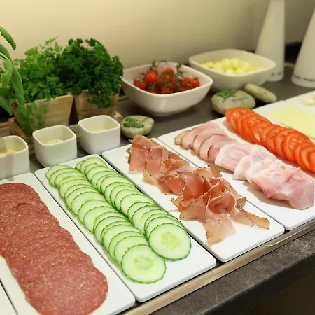 Garni-hotel Goldenes Lamm Отель 3*