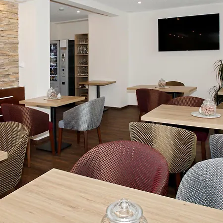 ホテル Garni-hotel Goldenes Lamm Dudenhofen