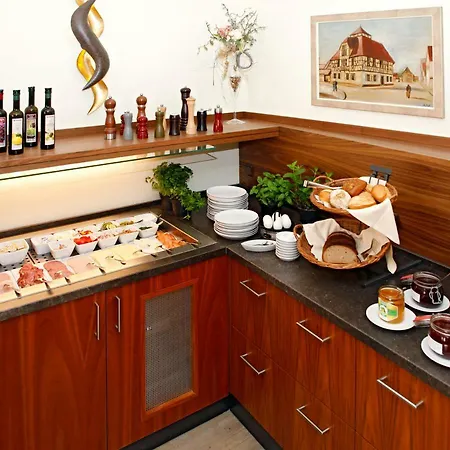 Garni-hotel Goldenes Lamm Отель 3*