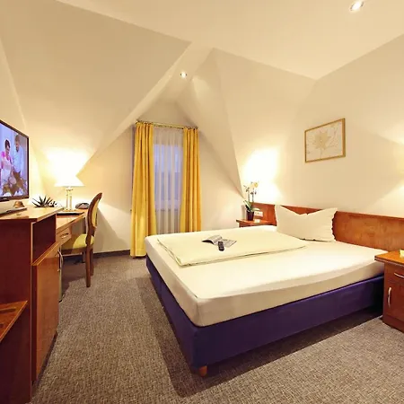 Garni-hotel Goldenes Lamm Hotel 3*
