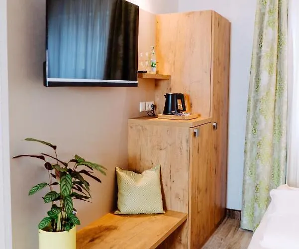 Hotel Garni-hotel Goldenes Lamm 3*