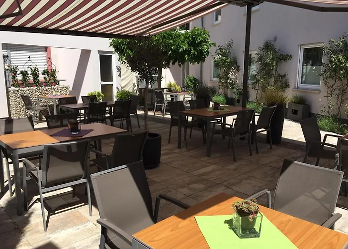 Garni-hotel Goldenes Lamm Hotel 3*