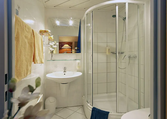 Garni-hotel Goldenes Lamm Hotel Dudenhofen