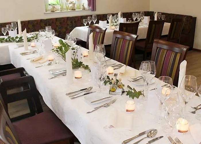 Garni-hotel Goldenes Lamm מלון Dudenhofen