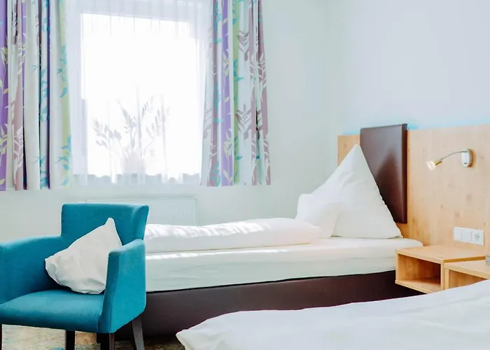 מלון Garni-hotel Goldenes Lamm