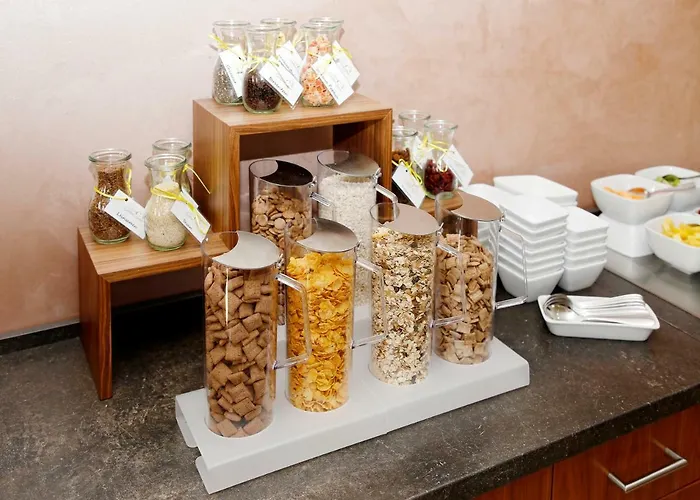 Garni-hotel Goldenes Lamm מלון Dudenhofen